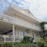Appartement In With Sea View, Terrace, Air Conditioning, W-lan