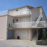 In With Sea View, Terrace, Air Conditioning, W-lan Appartement