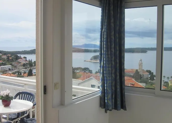 In With Sea View, Terrace, Air Conditioning, W-lan