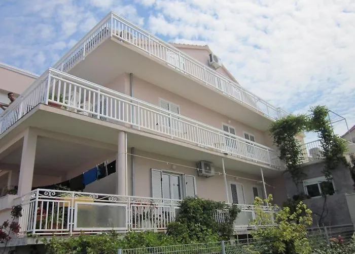 Διαμέρισμα In With Sea View, Terrace, Air Conditioning, W-lan