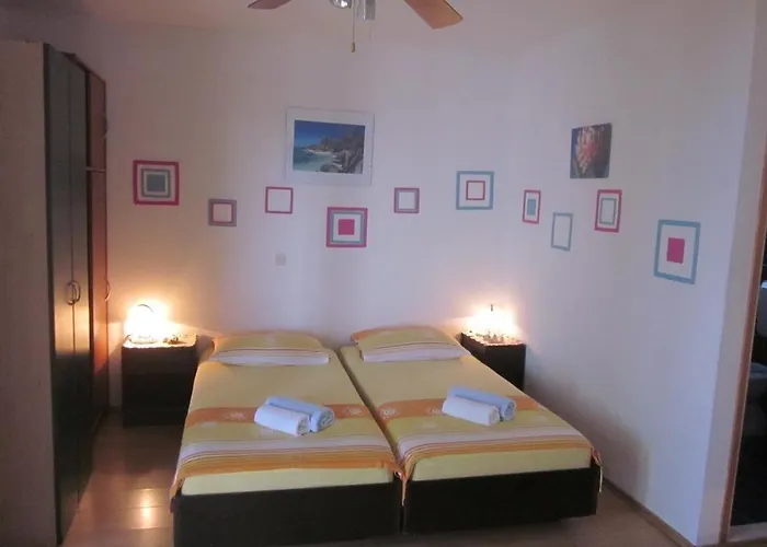 In With Sea View, Terrace, Air Conditioning, W-lan *