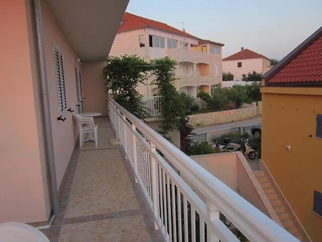 Διαμέρισμα In With Sea View, Terrace, Air Conditioning, W-lan Χβαρ