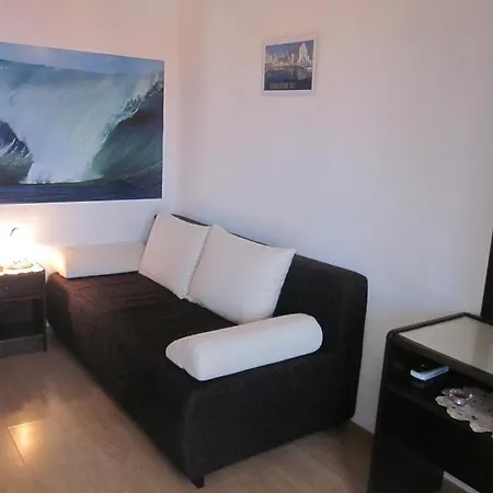 In With Sea View, Terrace, Air Conditioning, W-lan Lägenhet *